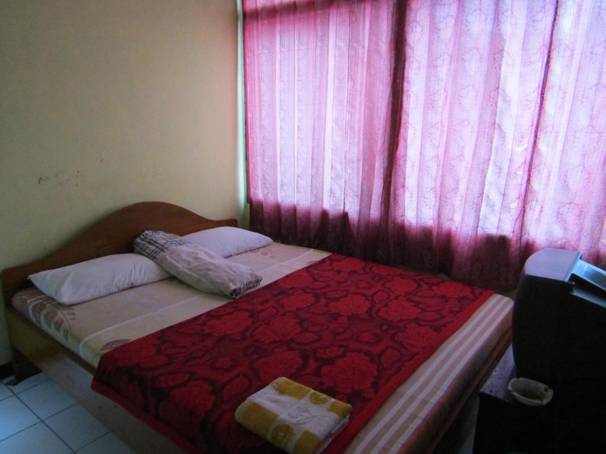 Penginapan Melati Sarangan Exteriör bild