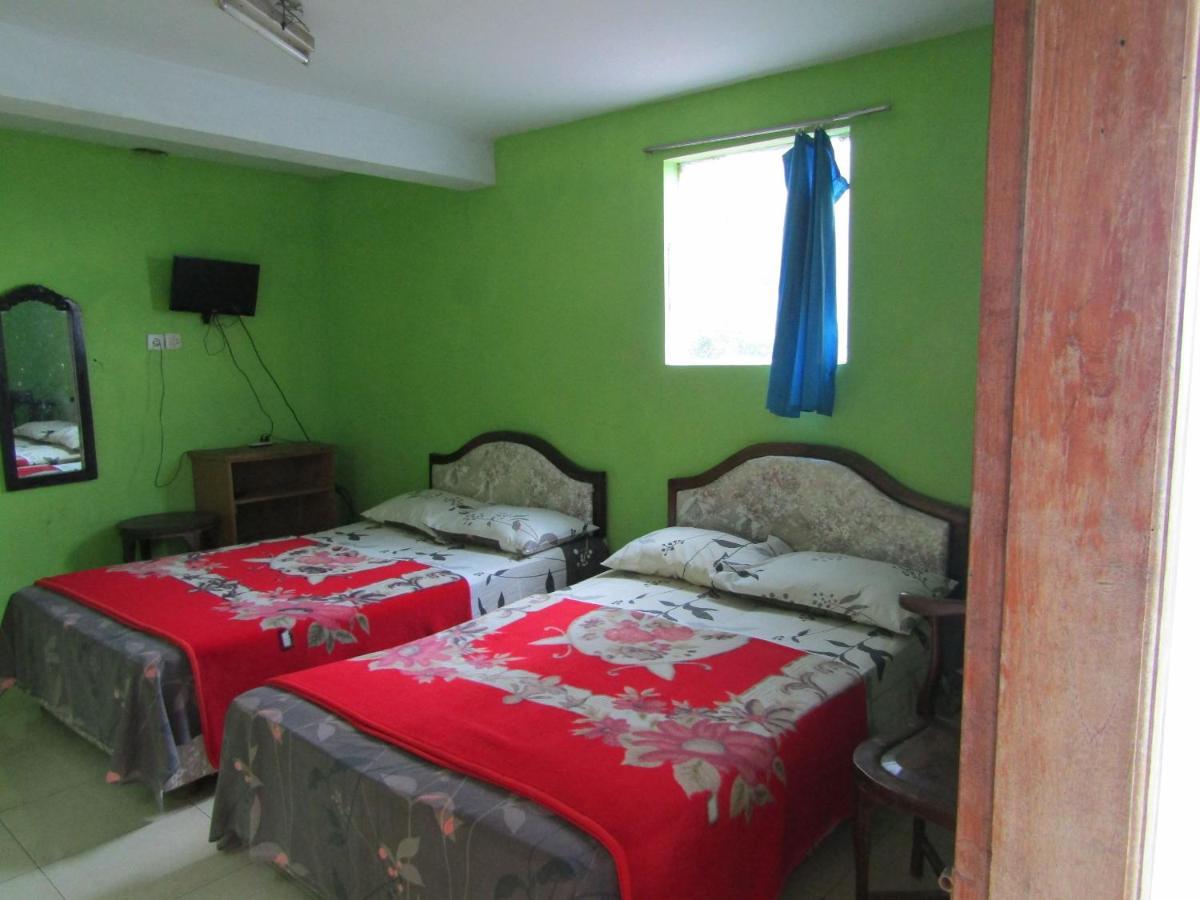 Penginapan Melati Sarangan Exteriör bild